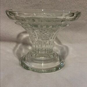 Elegant Clear Glass Pedestal Bowl